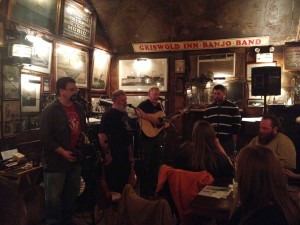 7 apr. 2014 - Joseph, Cliff, Rick, and Tim Rowe singing the debut of "No Deep".